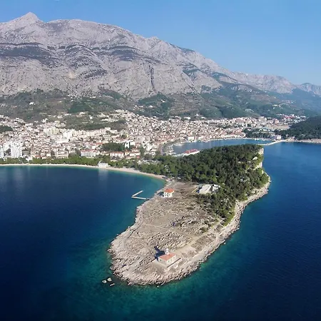 Appartement With Parking Space - 27892 Makarska